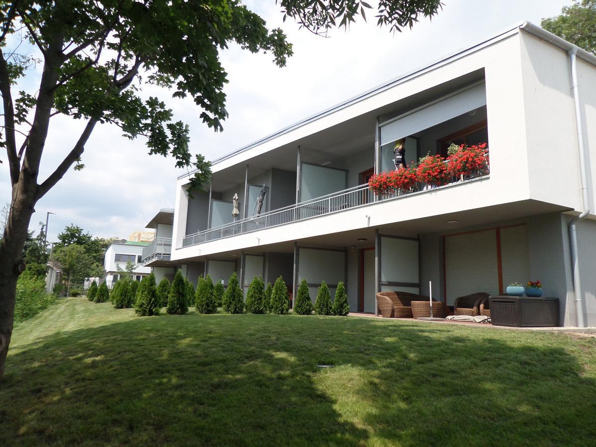 Silver Delux Apartman 블로톤퓌레드 외부 사진